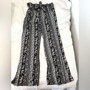 Black and white tie front pants